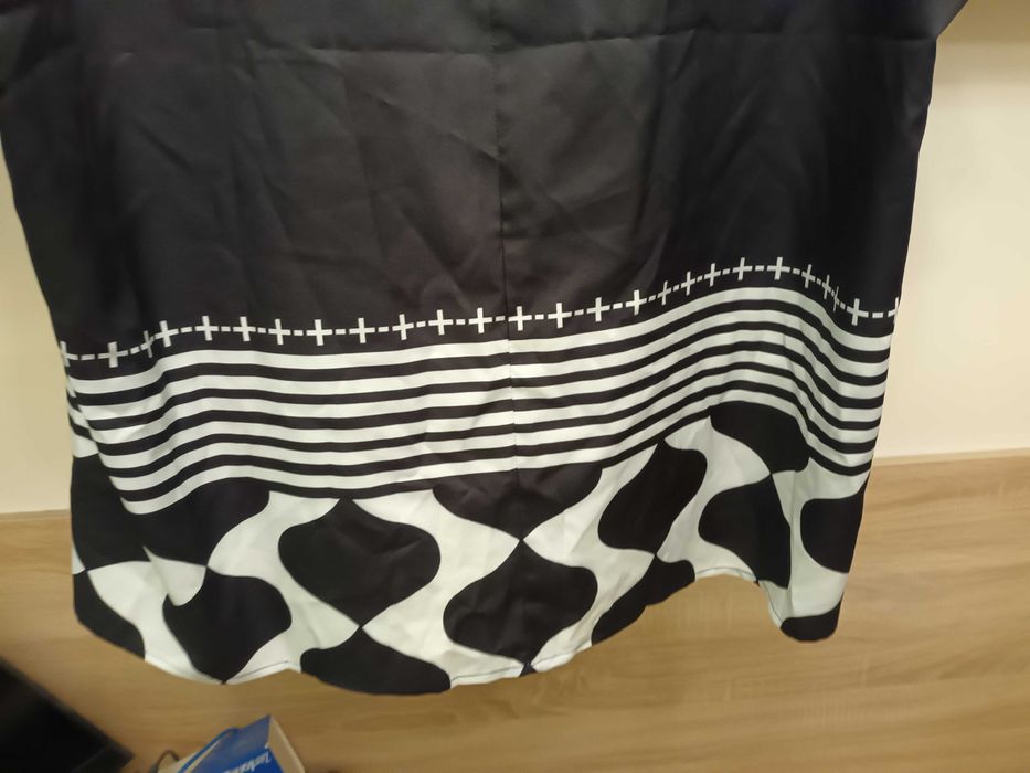 Czarna tunika termoaktywna