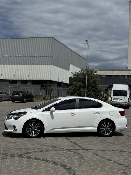 Toyota Avensis avtomat klimat lpg