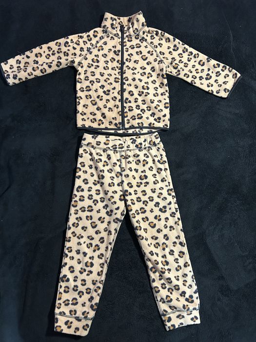 Polarowy komplet w panterkę H&M
