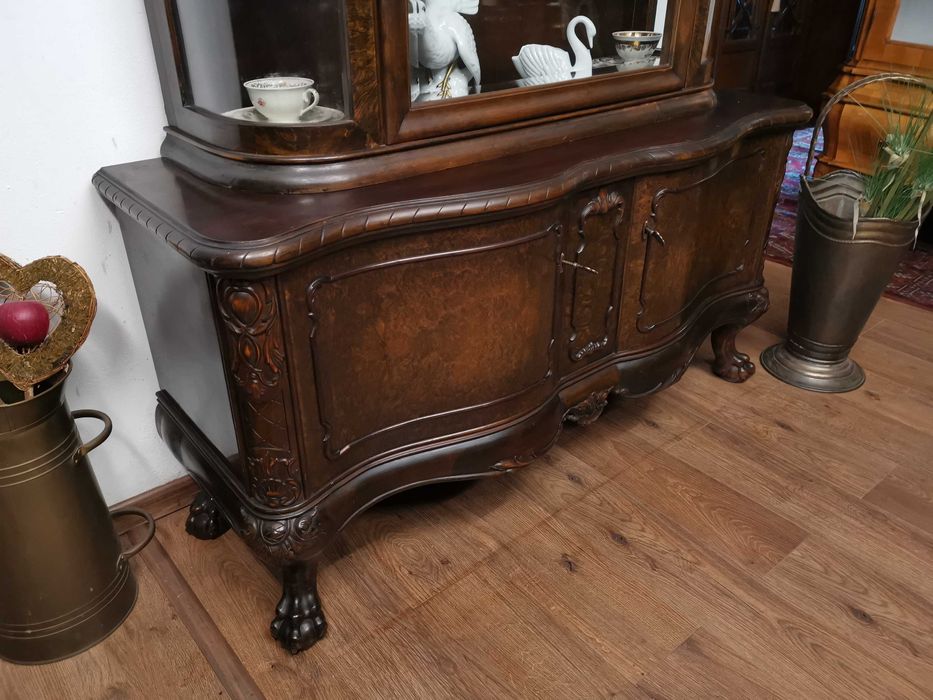 Witryna serwantka na łapach antyk 749/2025