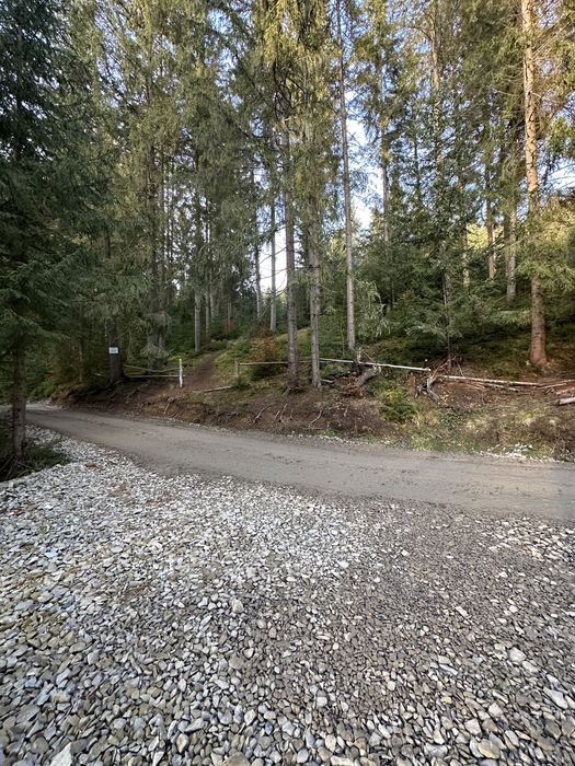 Земельна ділянка с.Яблуниця, переведена під будівництво!