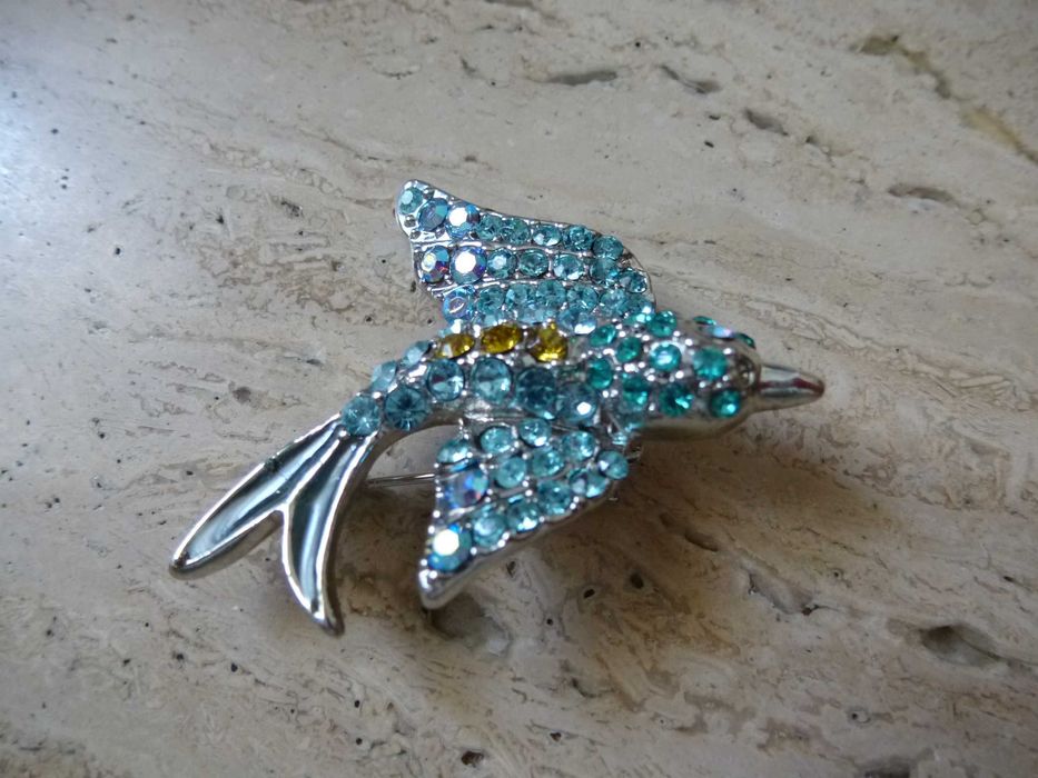 Alfinetes de peito , de  Bijuteria