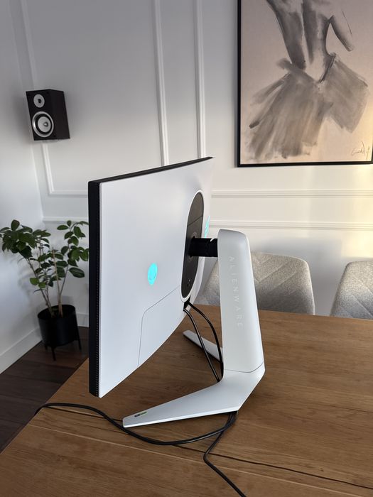 Monitor Dell Alienware AW2723DF 27" FV 2560x1440 (QHD) - 280Hz - IPS