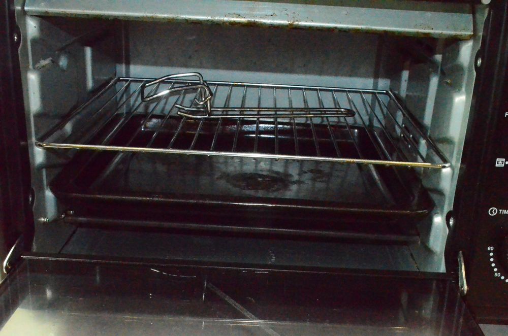 Mini piekarnik OptimumX OPT-20LT-BLACK 20L