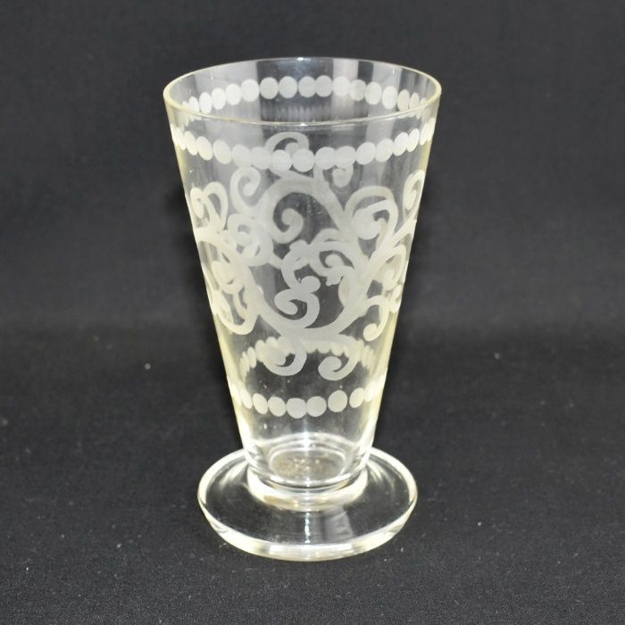 Copo com pires em vidro