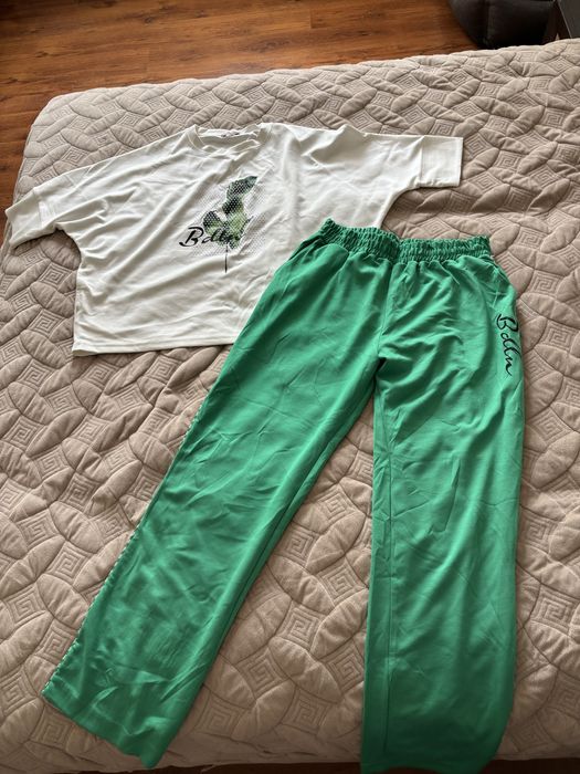 Жіночий костюм великого розміру