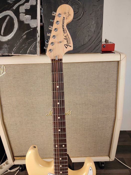 Fender Malmsteen US 2023