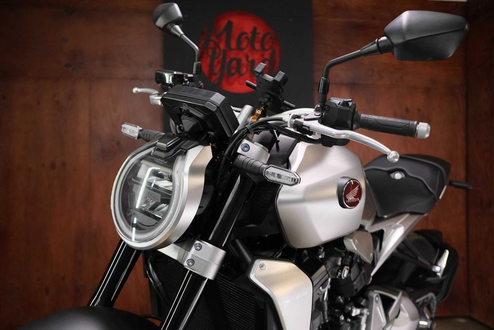 Honda CB1000R із Японії