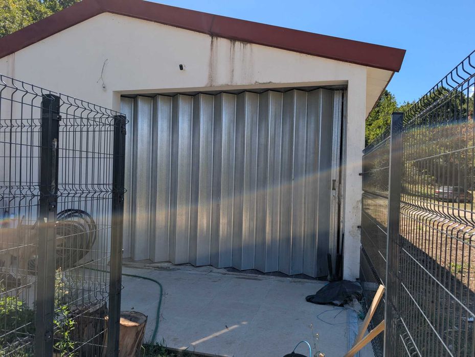 Portão em fole Garagem usado 4,28 x 2,85m
