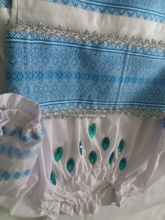 костюми українські голубі