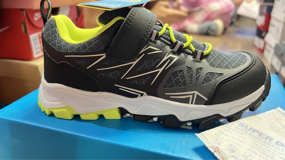 Брендове дитяче взуття оптом.