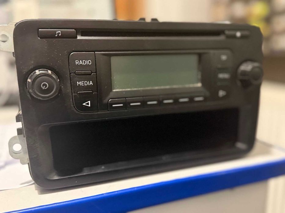 Fabryczne Radio CD Skoda Fabia  BLUES 5JOO35152D