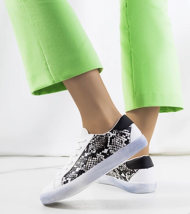 Białe tenisówki Kameta Snake