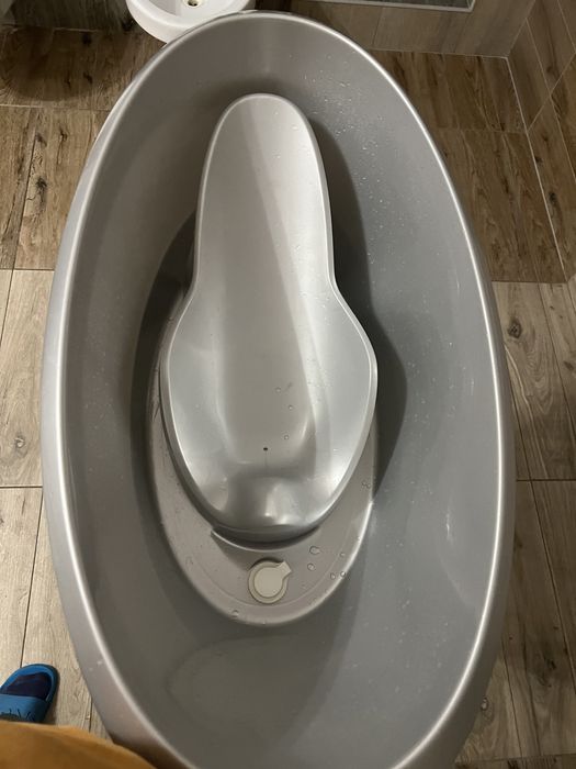 Wanienka do kąpieli na stelarzu