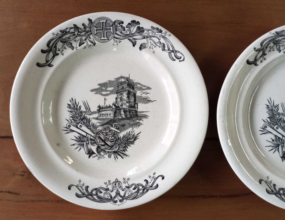 Antigos pratos em faiança Massarelos "Torre de Belém"