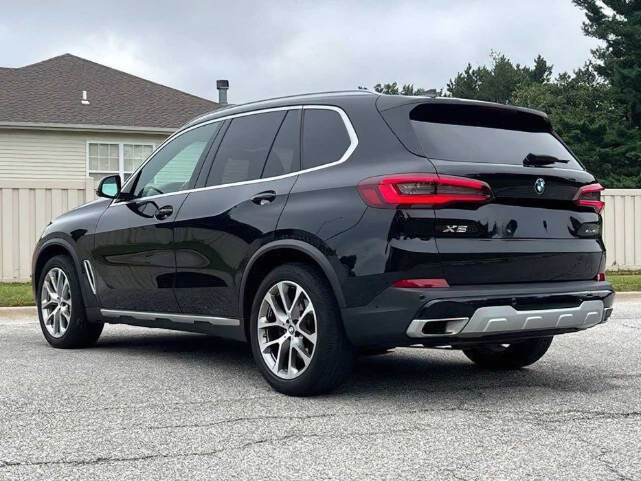 BMW X5 xDrive40i      2022
