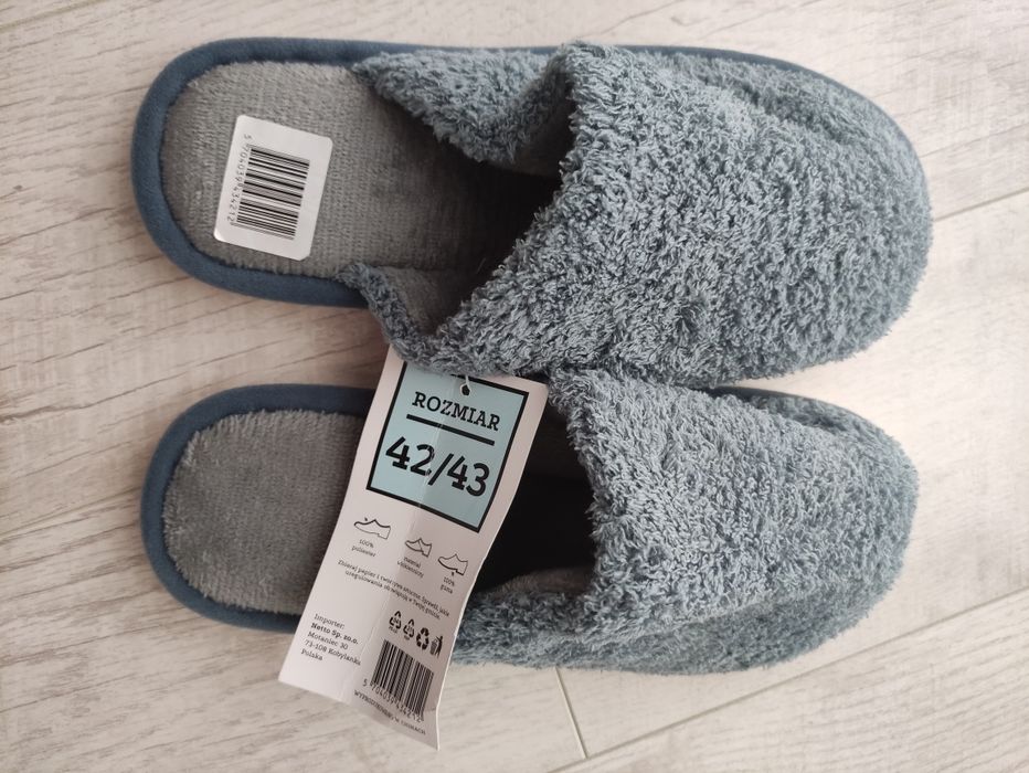 Kapcie meskie nowe rozmiar 42