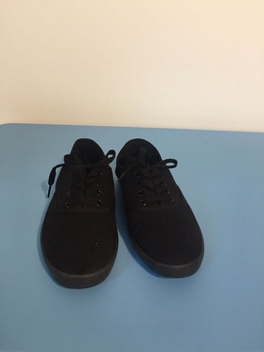 Buty tenisówki czarne NEXT r.37