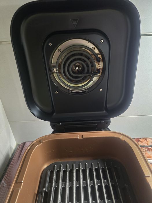 Grelhador Russell Hobbs