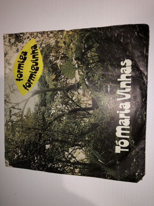 Discos portugueses single em vinil antigos