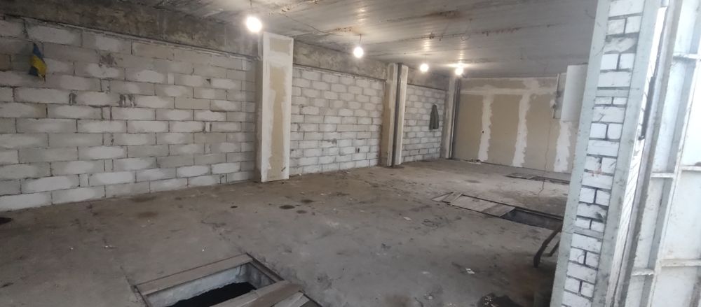 Пухівська Пуховская 2, 3 гаражі під СТО склад малярка виробництво