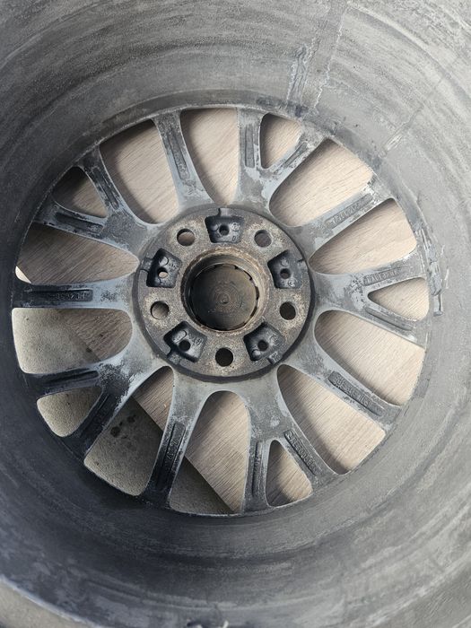 Goauto диски BMW на T5 в чудовому стані гарні 5/120 r17 et40 7j dia72,6 як нові