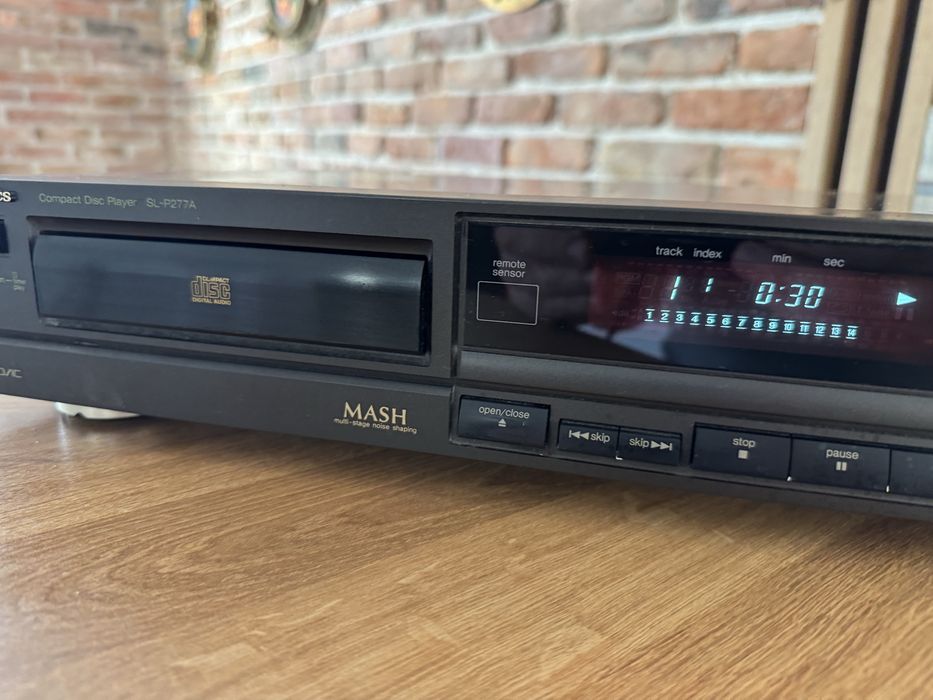 Compact Disc Player Technics SL-P 277a
