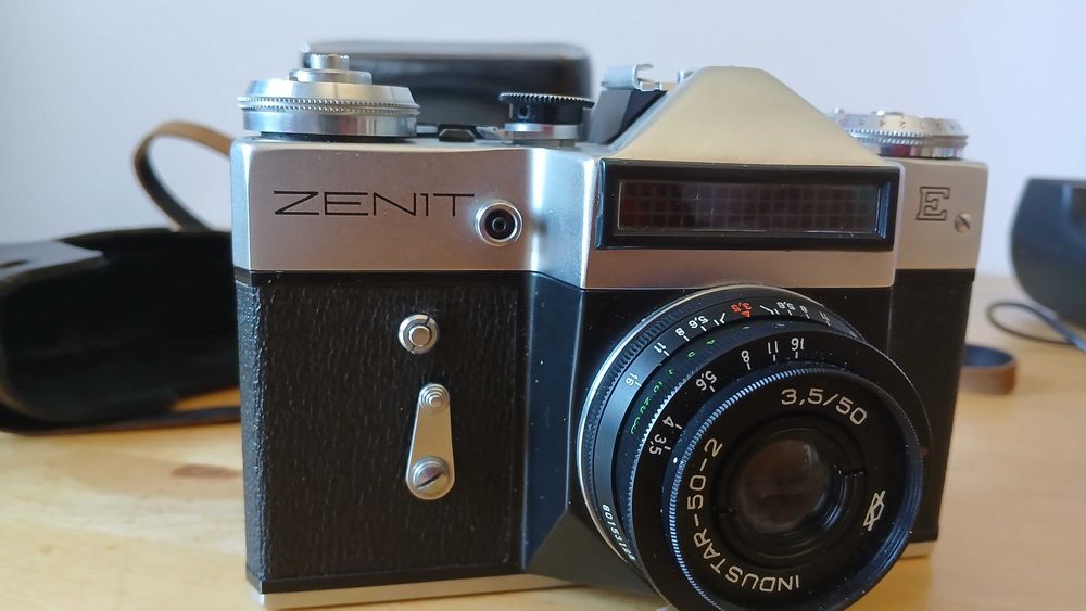Zenit-E + Industar-50-2 | Fabryczny Zestaw 1980 KMZ + Futerał