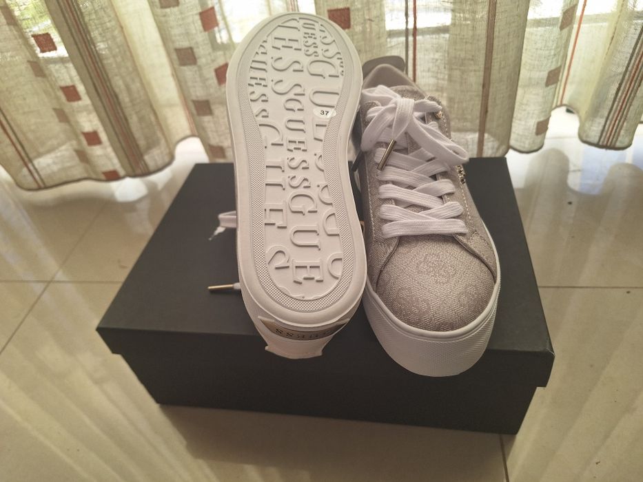 Sapatilhas Guess Senhora