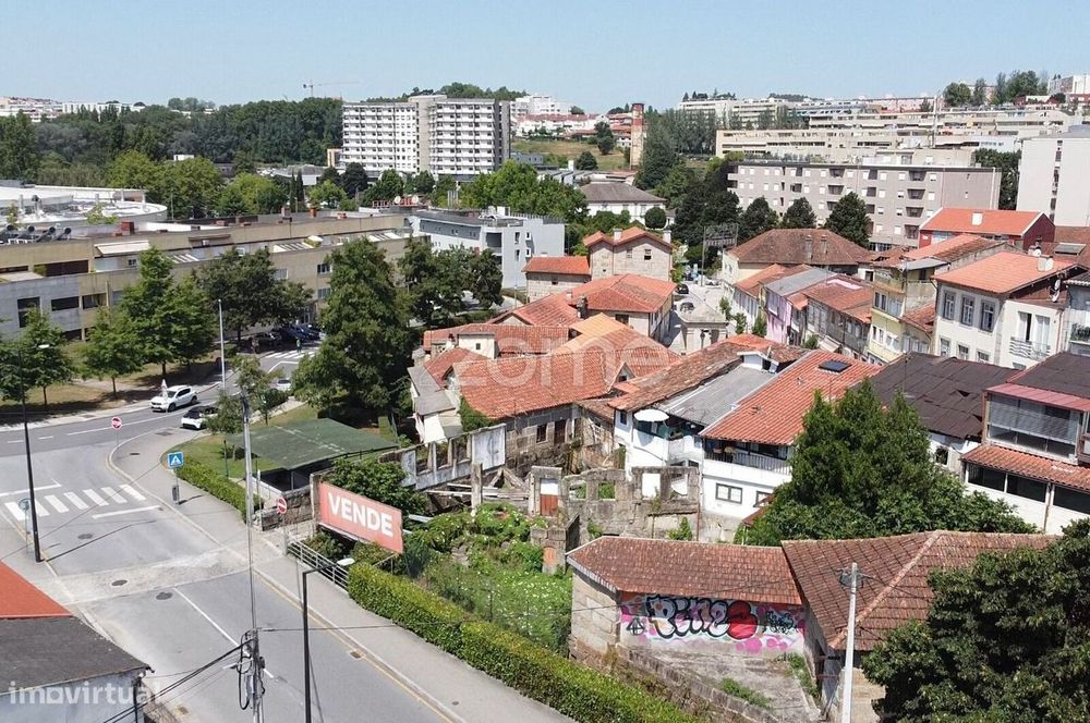 Prédio no centro de Guimarães