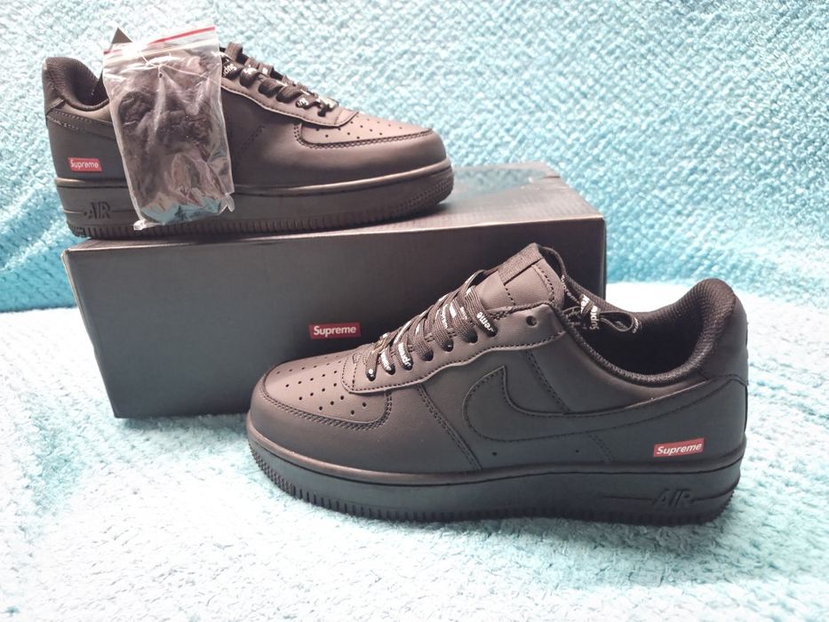 Supreme x Nike Air Force 1 Low Black