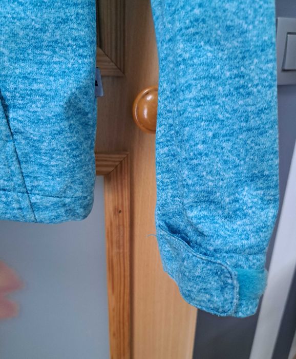 Niebieska kurtka firmy 4F, rozpinana z membraną aquatech ,  rozm. 134