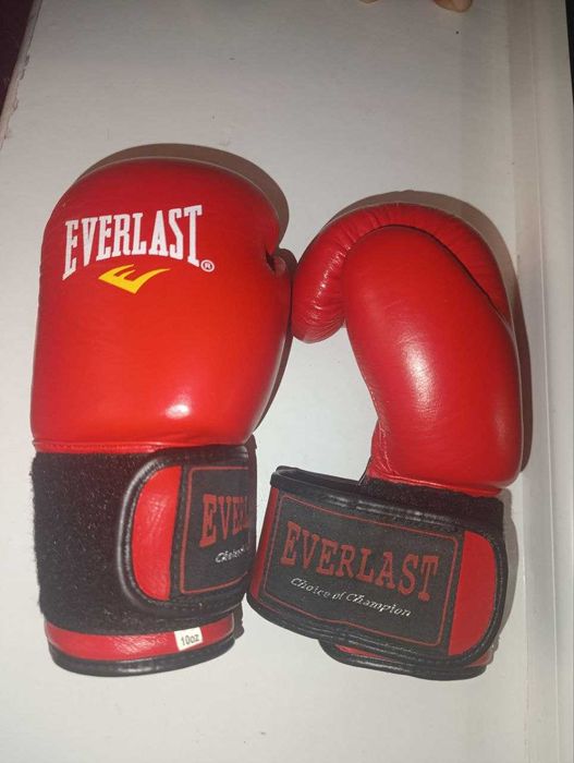 Кожа, перчатки Everlast.