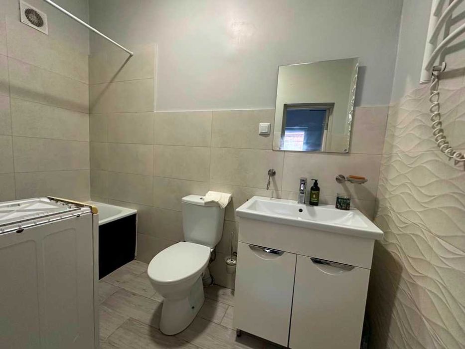 Продається будинок у центральній частині міста