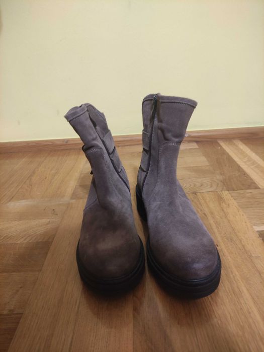 Sprzedam nowe jesienne botki