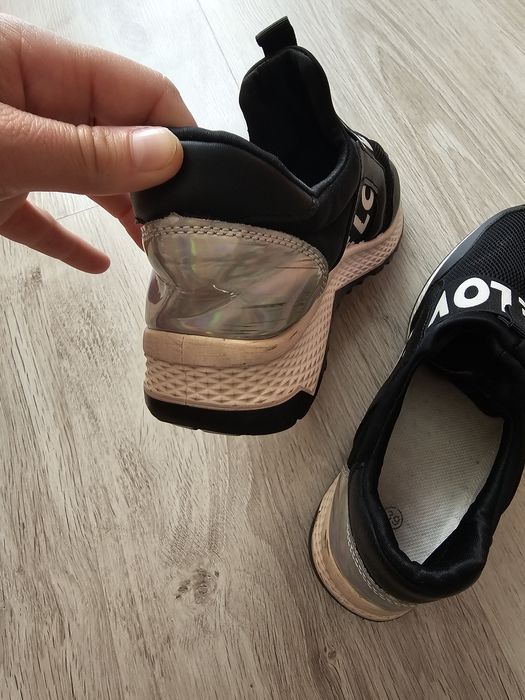 Sprzedam buty  damskie