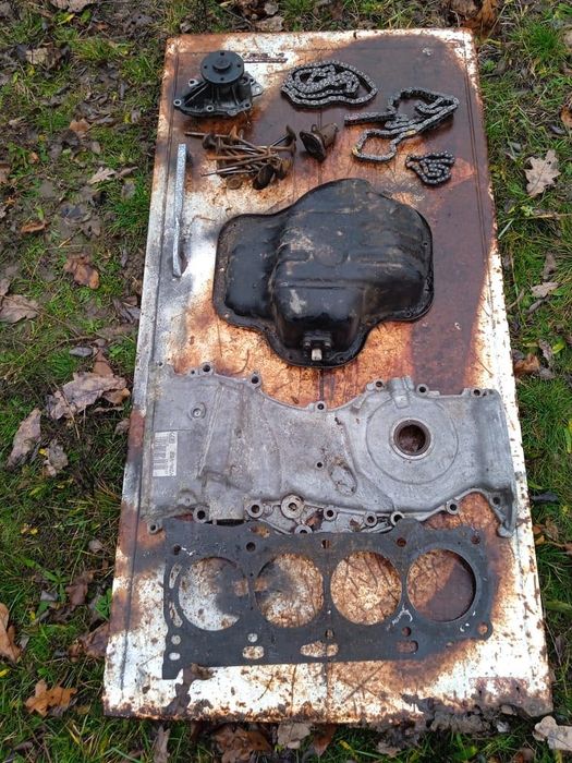 Запчасти Toyota 2.4 двигатель