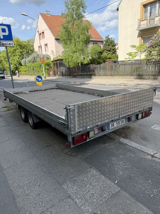 przyczepa laweta  Humbaur 3000 kg DMC uchylna do tylu najazdy