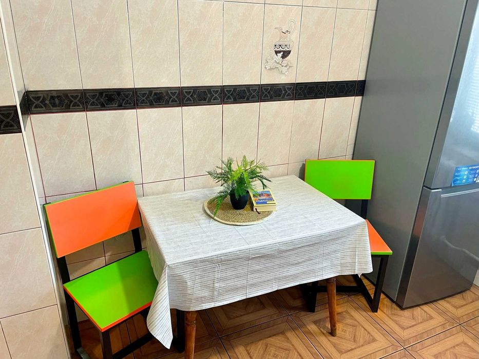 Хостел на первом этаже, метро Левобережная — койко-место 1500 грн/мес.