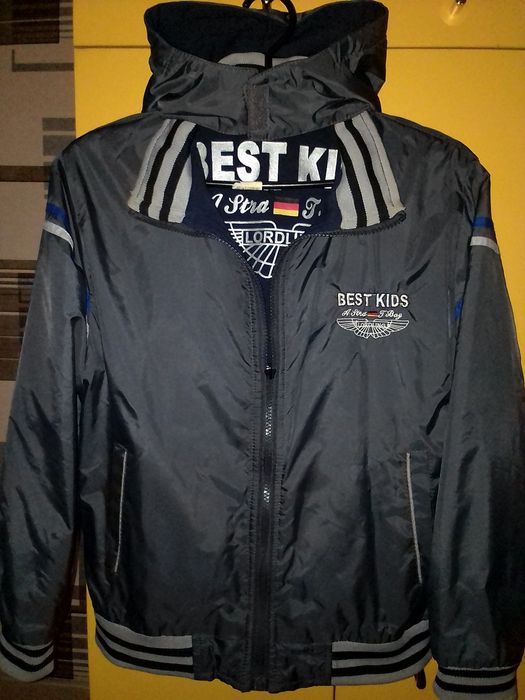 Куртка двухсторонняя р.146.