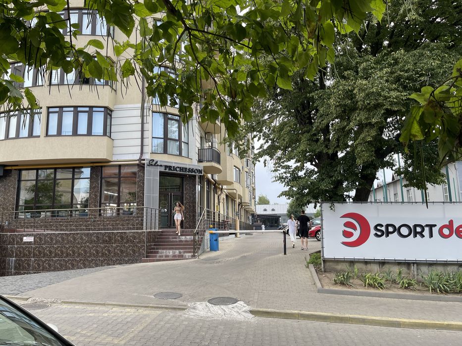 Комфортна 2 кім. новобудова в центі  міста ( Парк Шевченка)