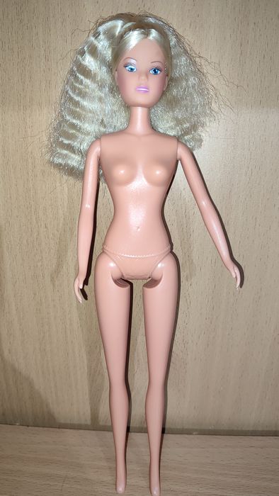 Ляльки Барбі Mattel та Simba