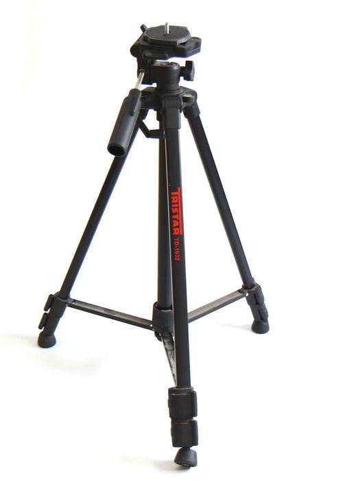 Tripé Tristar TD-1932 em bom estado