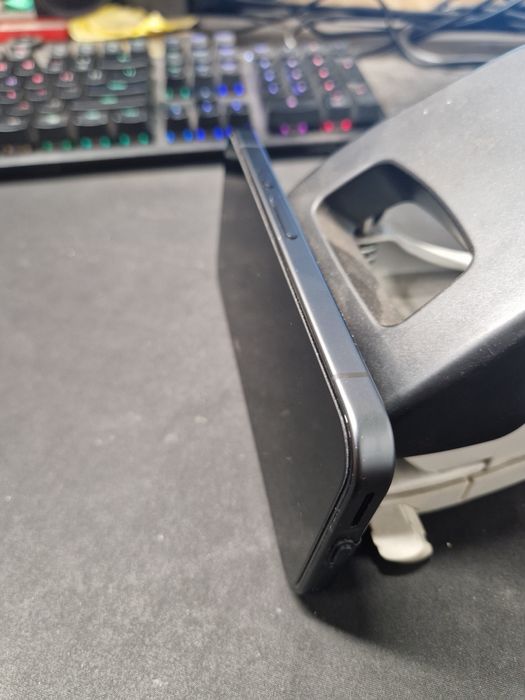 Google Pixel 9a 8/128 Gb gwarancja / wzorowy stan