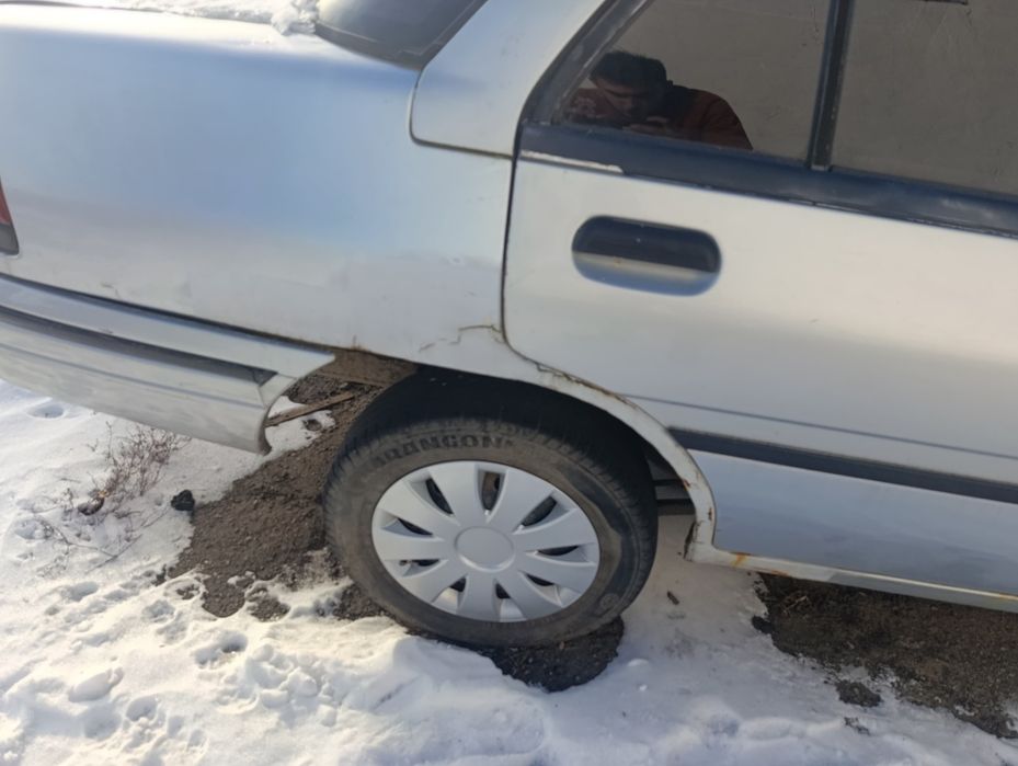 Продам Ford Escort (USA)