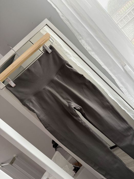 Leginsy treningowe push up