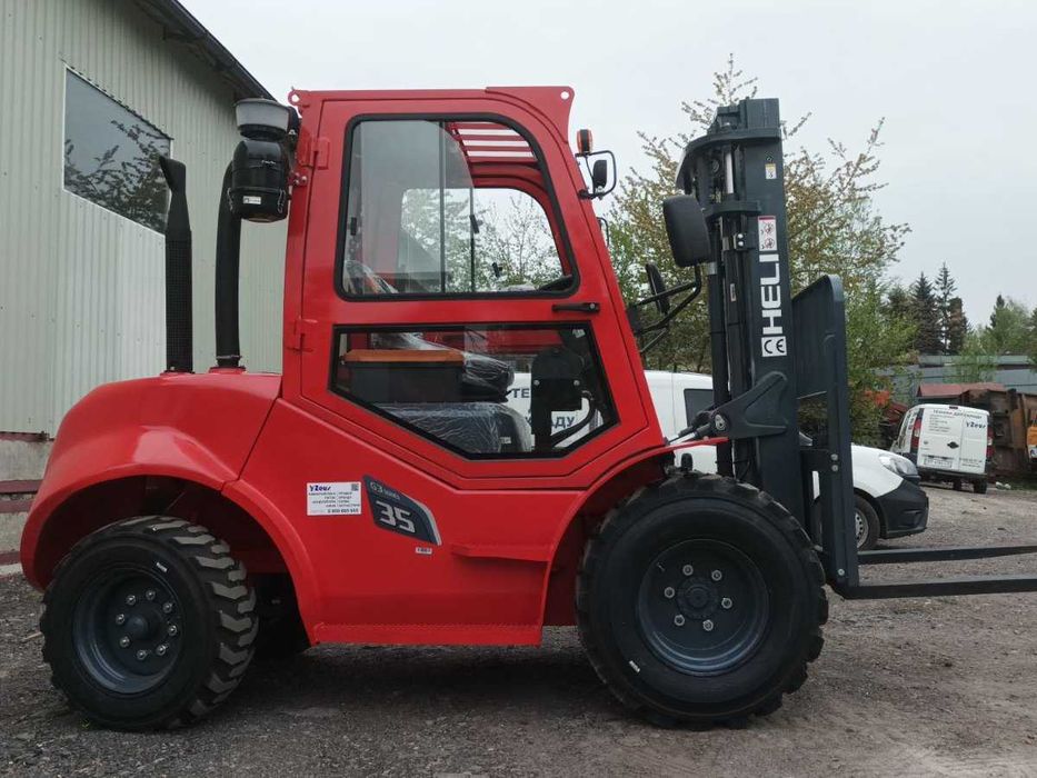 Позашляховий/Вседорожній навантажувач вилковий підвищеної прохідності