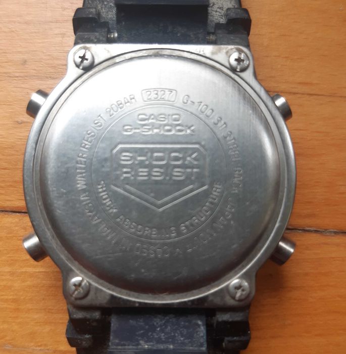 Casio G-Shock G-100 wr200 m