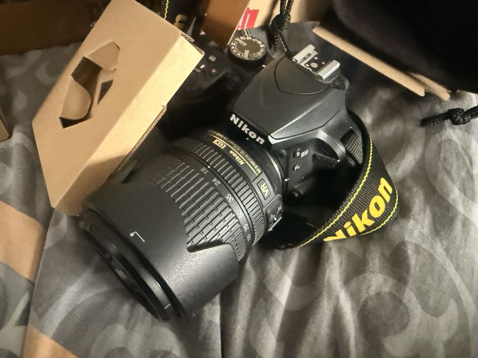 Aparat Nikon 3400 model 18-105 VR