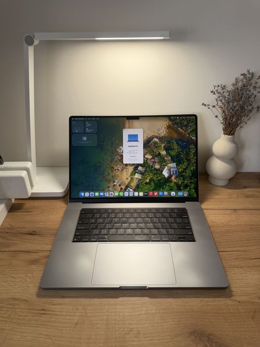 MacBook Pro 16’ M1 MAX 64GB RAM 1TB SSD Space